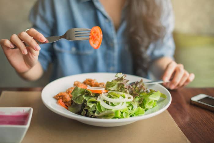 どのように効果的に体重を減らすために野菜を食べる